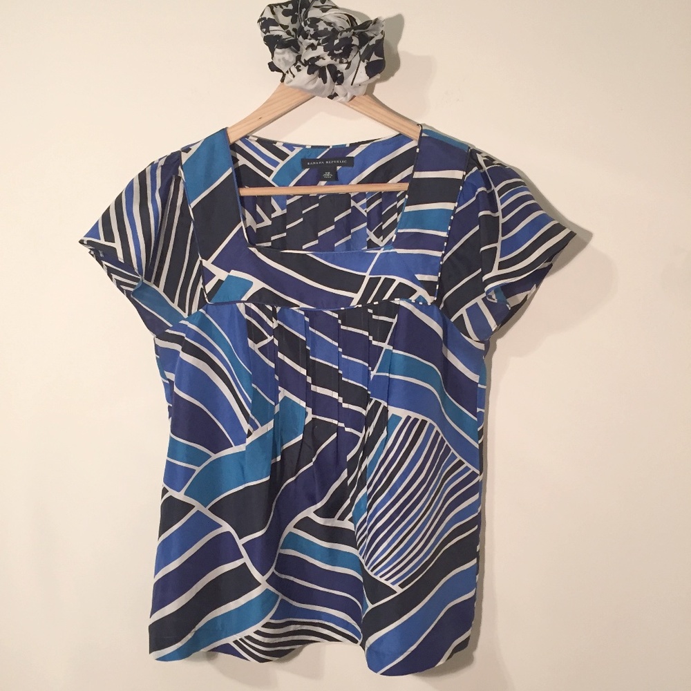 Banana Republic Womens Blue Black Short Sleeve Silk Top, XS